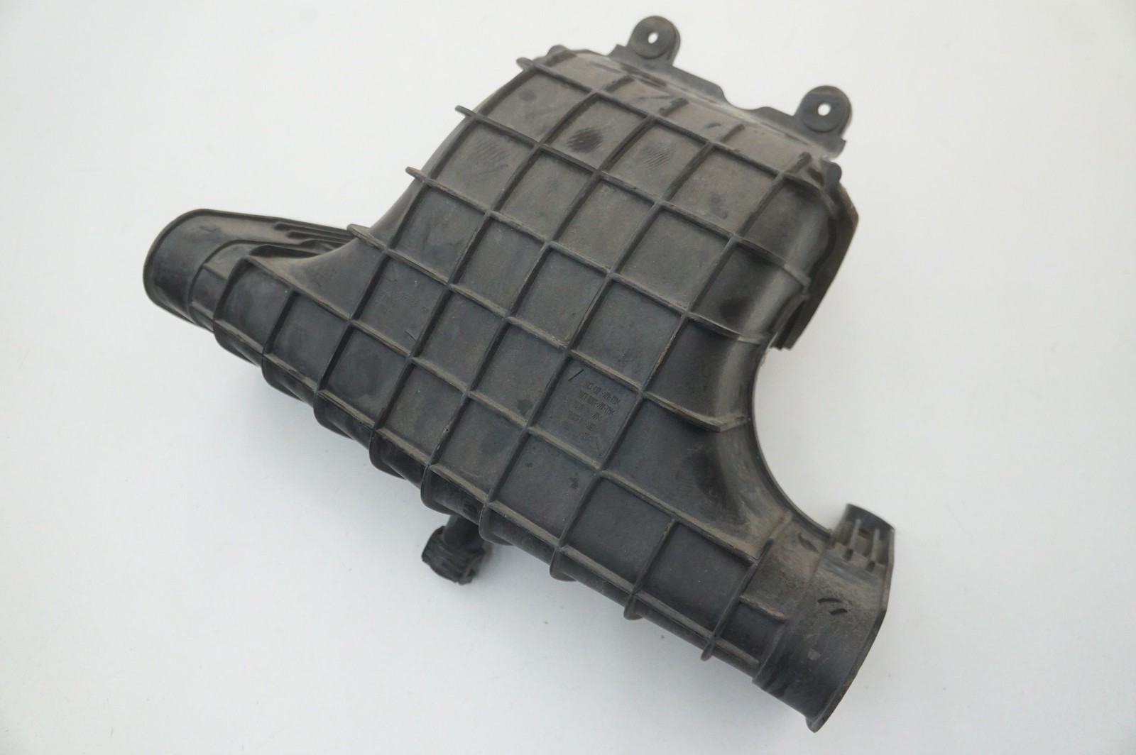 Engine Air Cleaner Intake Duct OEM 6G33-9P866-CB Aston Martin V8 Vantage 2006-16