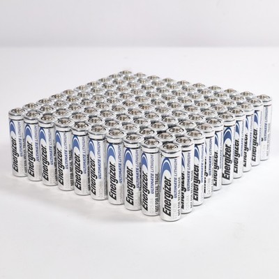 (Lot of 100) AA Energizer  Ultimate Lithium Batteries, Used