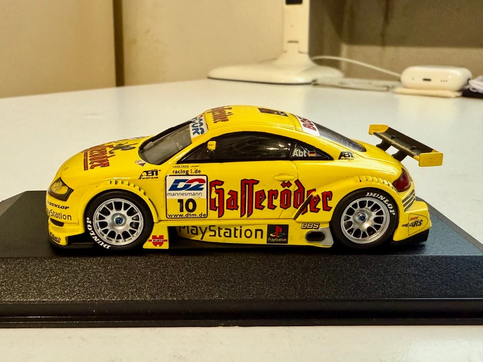 MINICHAMPS 430001810 AUDI TT-R DTM 2000 TEAM ABT CH. ABT 1/43 - Immagine 2 di 4