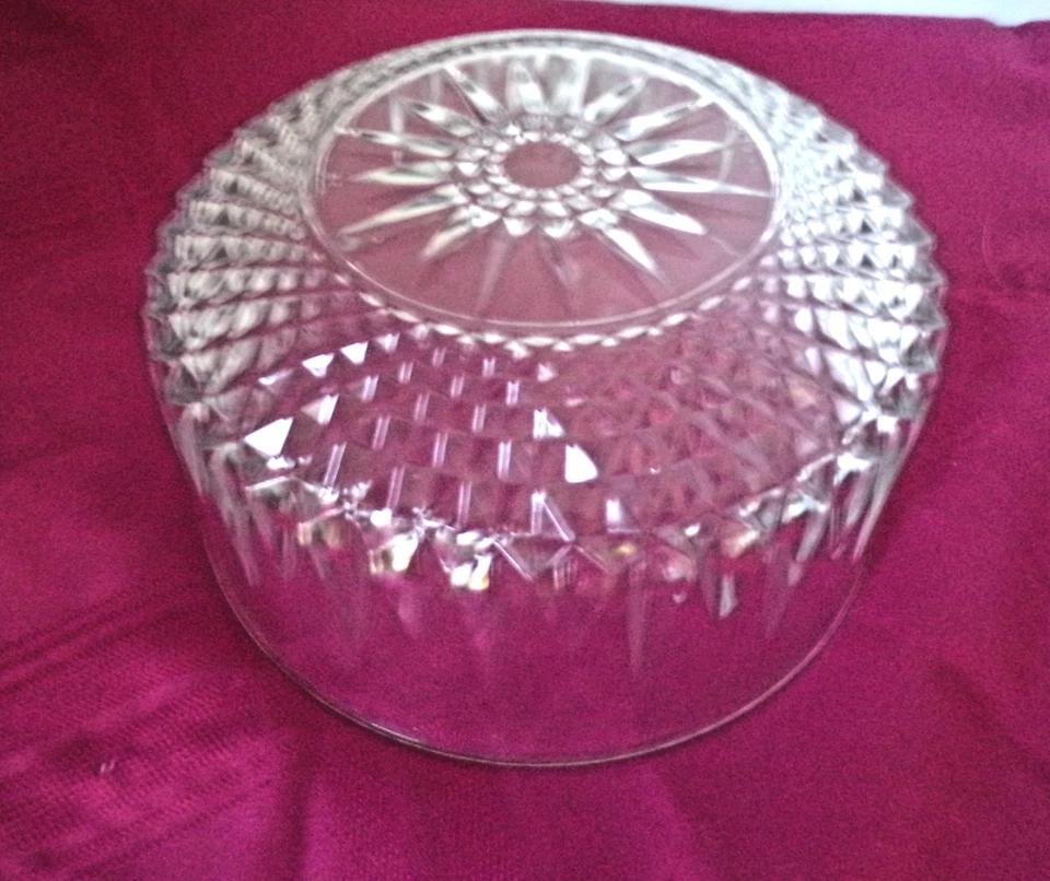 VTG LARGE ARCOROC DIAMANT SERVING FRUIT SALAD BOWL CLEAR CRYSTAL FRANCE 9"dia 4H - Image 2 of 4