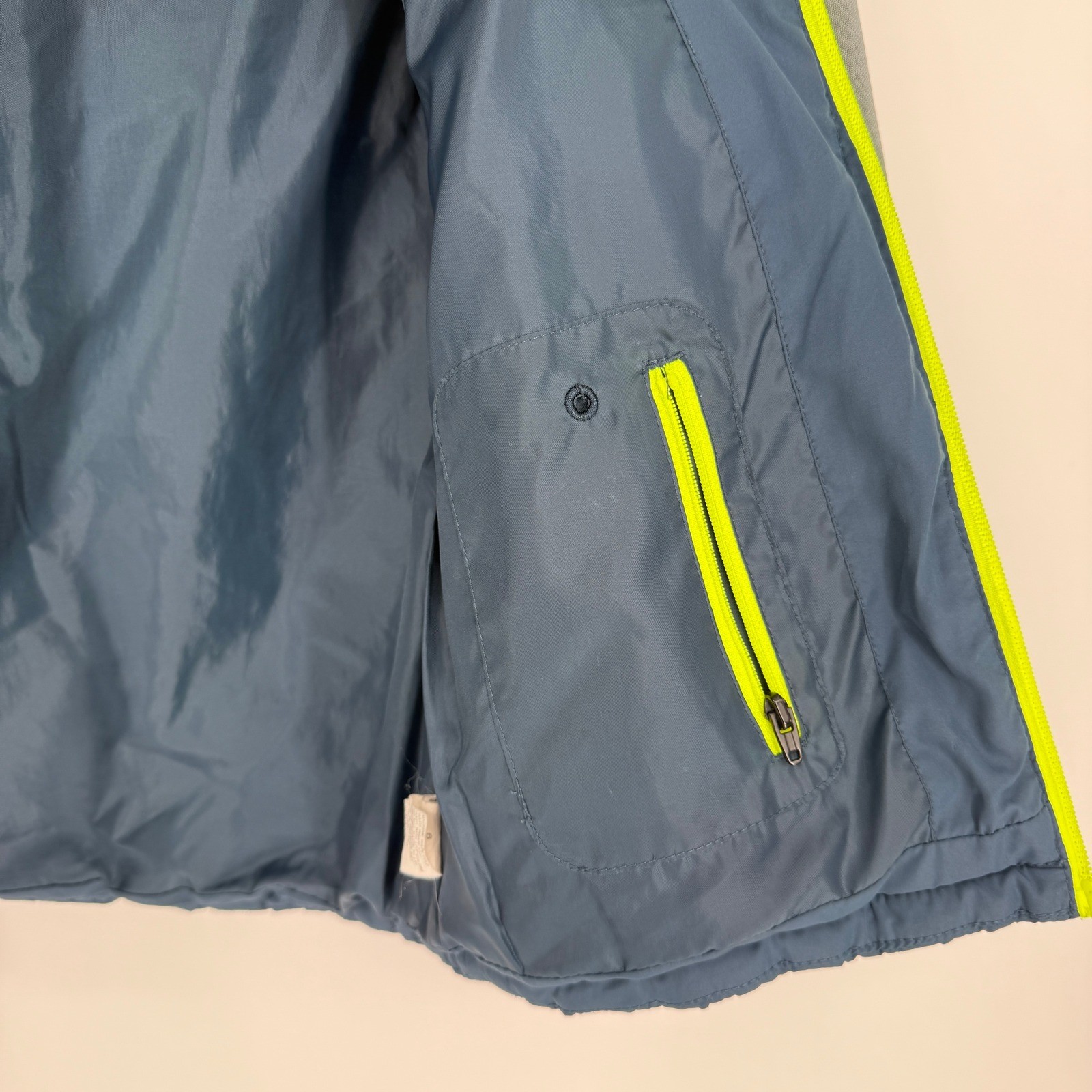 Nike Kids Puffer Jacket Hooded Teal Blue Neon Yellow Swoosh Zip Size 6 thumbnail 5