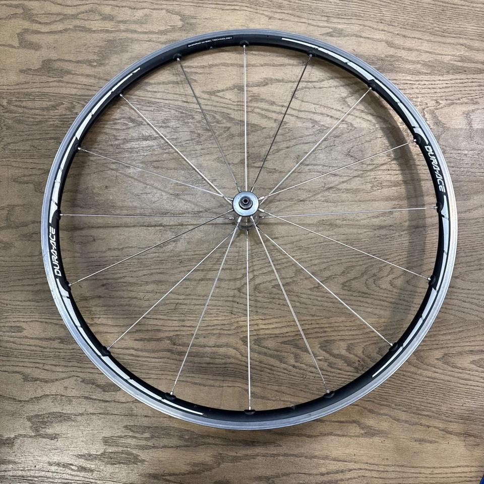 Shimano Dura Ace WH-7801 700c Vorderrad Rennrad Laufrad QR silber schwarz