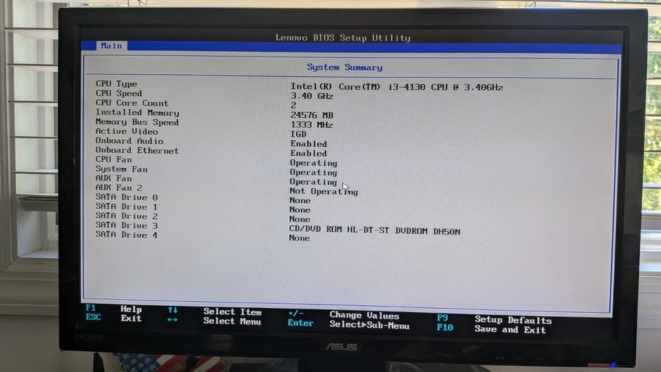  Lenovo ThinkServer TS140 i3-4130 3.4GHz  - 24GB - 3 HD BAY /NO HD INCLUDED - Image 3 of 4