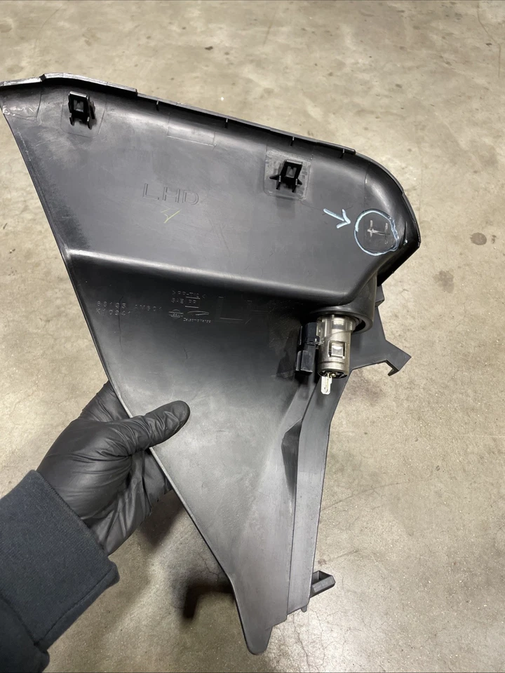 03-07 Infiniti G35 Cupé LH Driver Panel Interior Negro con Encendedor *Clip Roto Foto 4 de 4