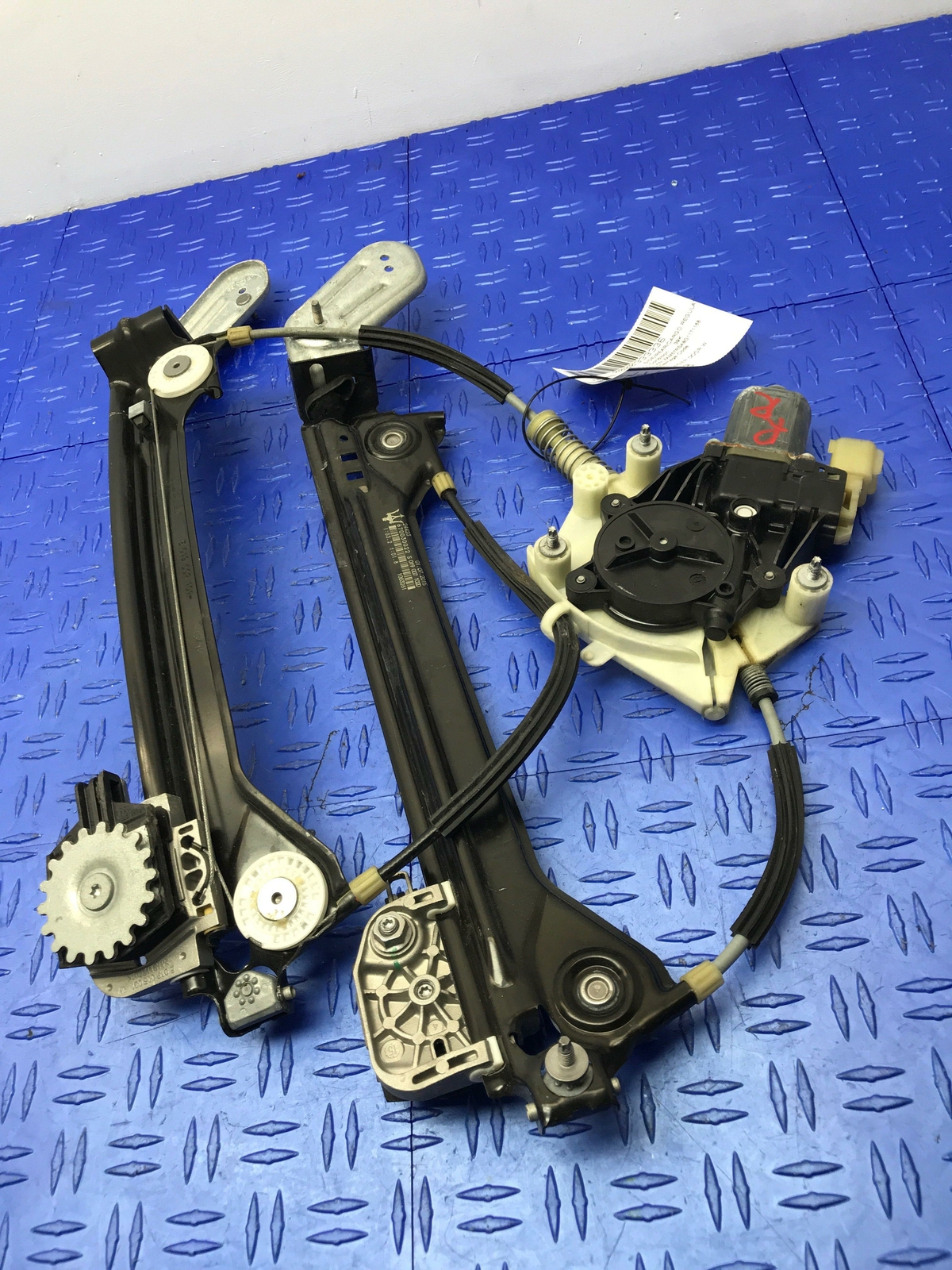 2014 - 2019 MASERATI GHIBLI RH REAR RIGHT DOOR WINDOW REGULATOR 670030022 OEM