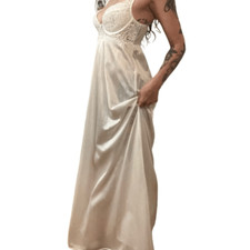 Vintage Olga White Ivory Floor Length Bridal Negligee
