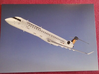 PK Ansichtskarte Flugzeug Lufthansa Bombardier CRJ900 ungelaufen