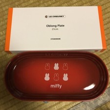 Vajilla Le Creuset Plate Miffy Design color rojo sin usar ¡Muy linda!!