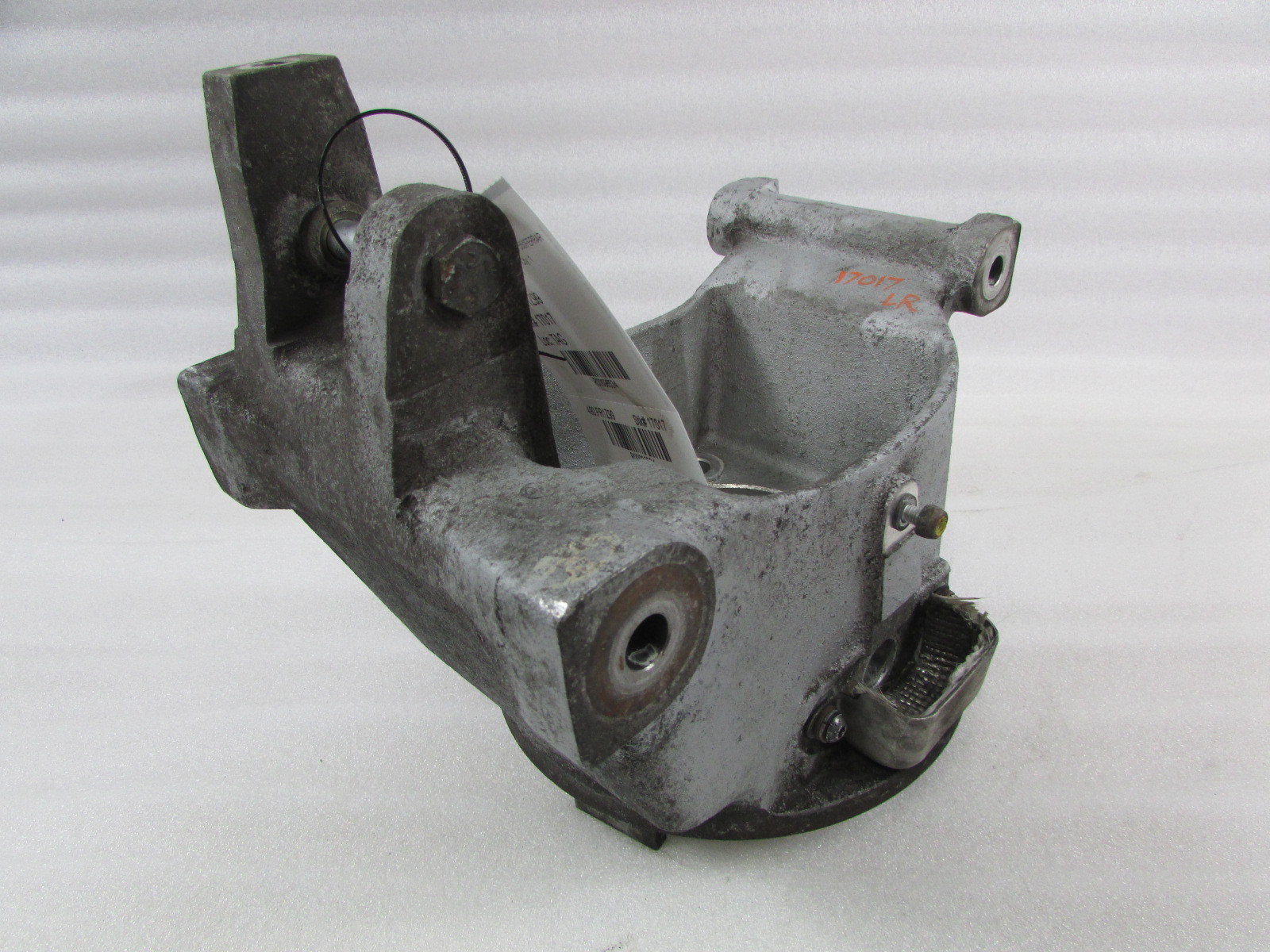 Ferrari 550, LH, Left Rear Knuckle/Stub, Used, P/N 178377