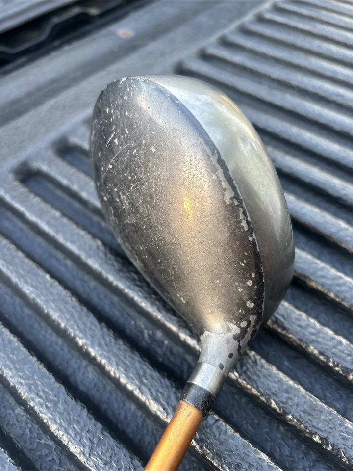 Cleveland Launcher 400 Driver 10.5* Launcher Gold 55g R Flex RH Grip Is Worn - Image 3 of 4