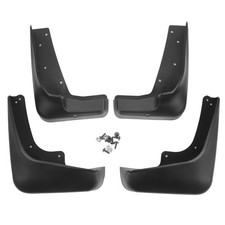 Paraspruzzi con accessori di montaggio per Suzuki Grand Vitara 2006-2015