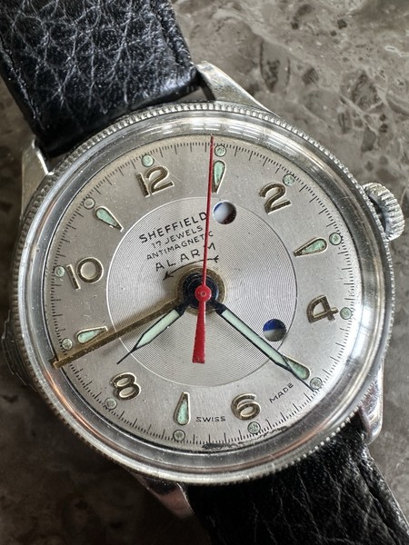 Montre-bracelet Vintage Sheffield Alarm rare