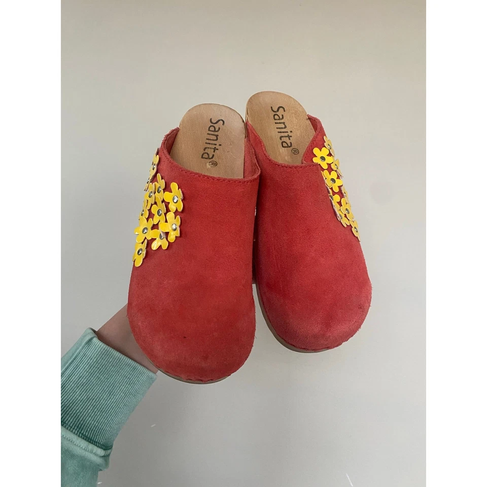 Sanita Coral Suede Leather Wooden Clogs With Yellow Flowers Size 40/ US 9 - Image 2 of 4