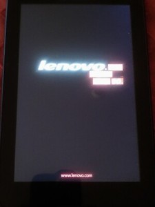 Lenovo A7-50 A3500-H 8GB WLAN Android Tablet blau Als Ersatzteil / defekt