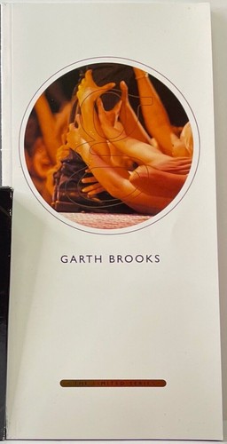 GARTH BROOKS - THE LIMITED SERIES - 5 CDS & DVD BOX SET. Free 1st class p&p - Picture 3 of 3
