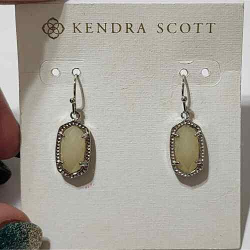 Kendra scott Lee earrings in silver and drusy new - Photo 1/4