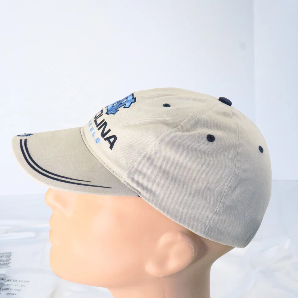 Tarheels vintage de la Universidad de Carolina del Norte UNC beige con logotipo a rayas S/M Foto 3 de 4