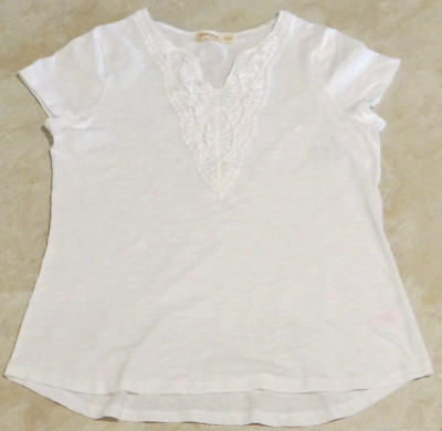 Women's Plus & Regular Size Lace Applique Top: L-XL