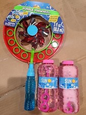 MAXX Bubbles Bubble Blue Pinwheel w/ 16oz Bubble Refill Bottles 8" Round X 15" L