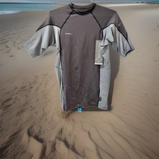 O NEILL HYPERFREAK SKINS MEDIUM S/S RASH GUARD TEMPSTEEL/SMOKE UV 50