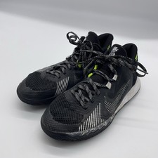 Nike Kyrie Flytrap V Size 5.5 Y Basketball Shoes Black/White