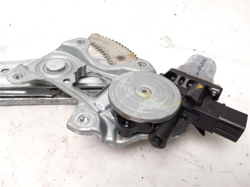 FRONT DRIVER DOOR WINDOW REGULATOR fits MITSUBISHI OUTLANDER 2011 - 2020 - Image 2 of 4