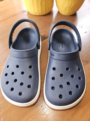 Crocs Unisex Crockband Platform Clogs Women's Size 6 Navy And White