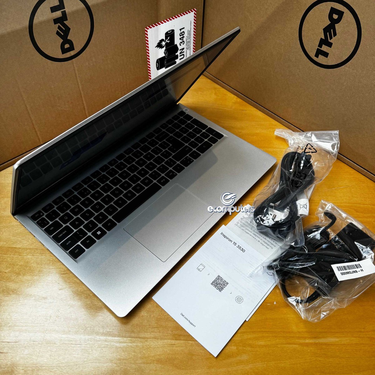 Máy Tính Dell Inspiron 15 3505 3050u42apu Dell Inspiron 3505 Laptop Accent  Black -- Inch FHD (1920