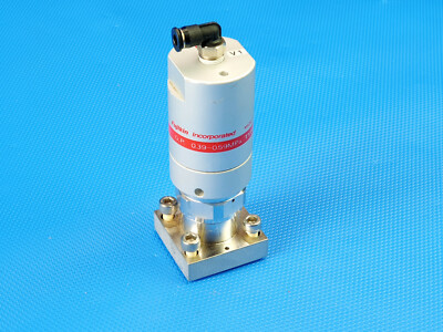 Fujikin Surface Mount Block 316L-P UP Valve 0.39~0.59 MPa Type N.C