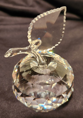SWAROVSKI Crystal Apple w/ Stem & Leaf Swan Logo