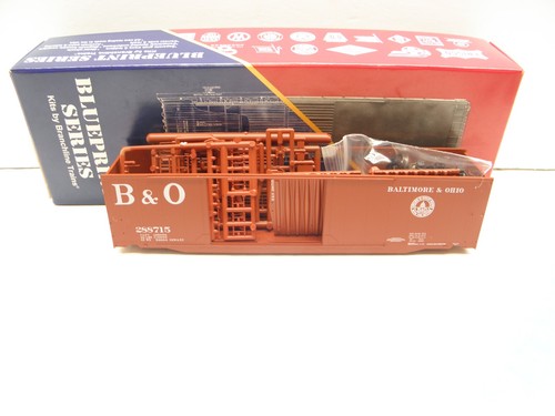 BRANCHLINE TRAINS 50' AAR D/DOOR BOXCAR -BALTIMORE & OHIO #288715 - KIT ESCALA HO | Zustand: New