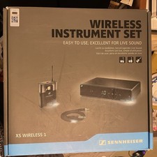 Sennheiser XSW 1-Cl1 Wireless Microphone Set Mic System WITH Added Lavalier Mic