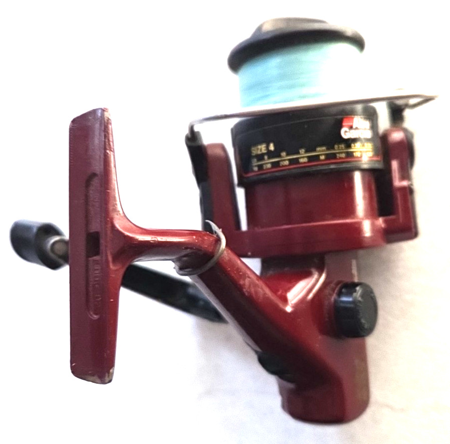***** CARDINAL MAX 4 Abu Garcia Dark Red Ultra Cast Design S