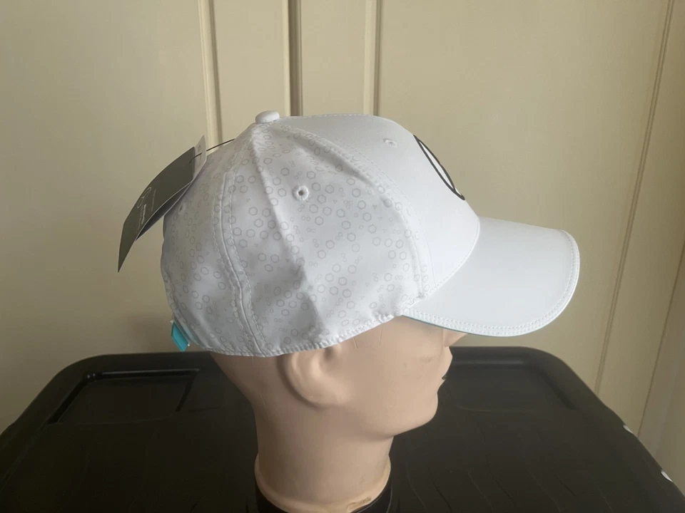 MERCEDES AMG PETRONAS F1 TEAM WHITE PEAKED CAP ADULTS UNISEX NWT IN BAG - Image 4 of 4