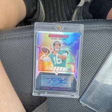 2025 Panini Rookies & Stars Airborne Trevor Lawrence Auto Prizm /99 Jaguars