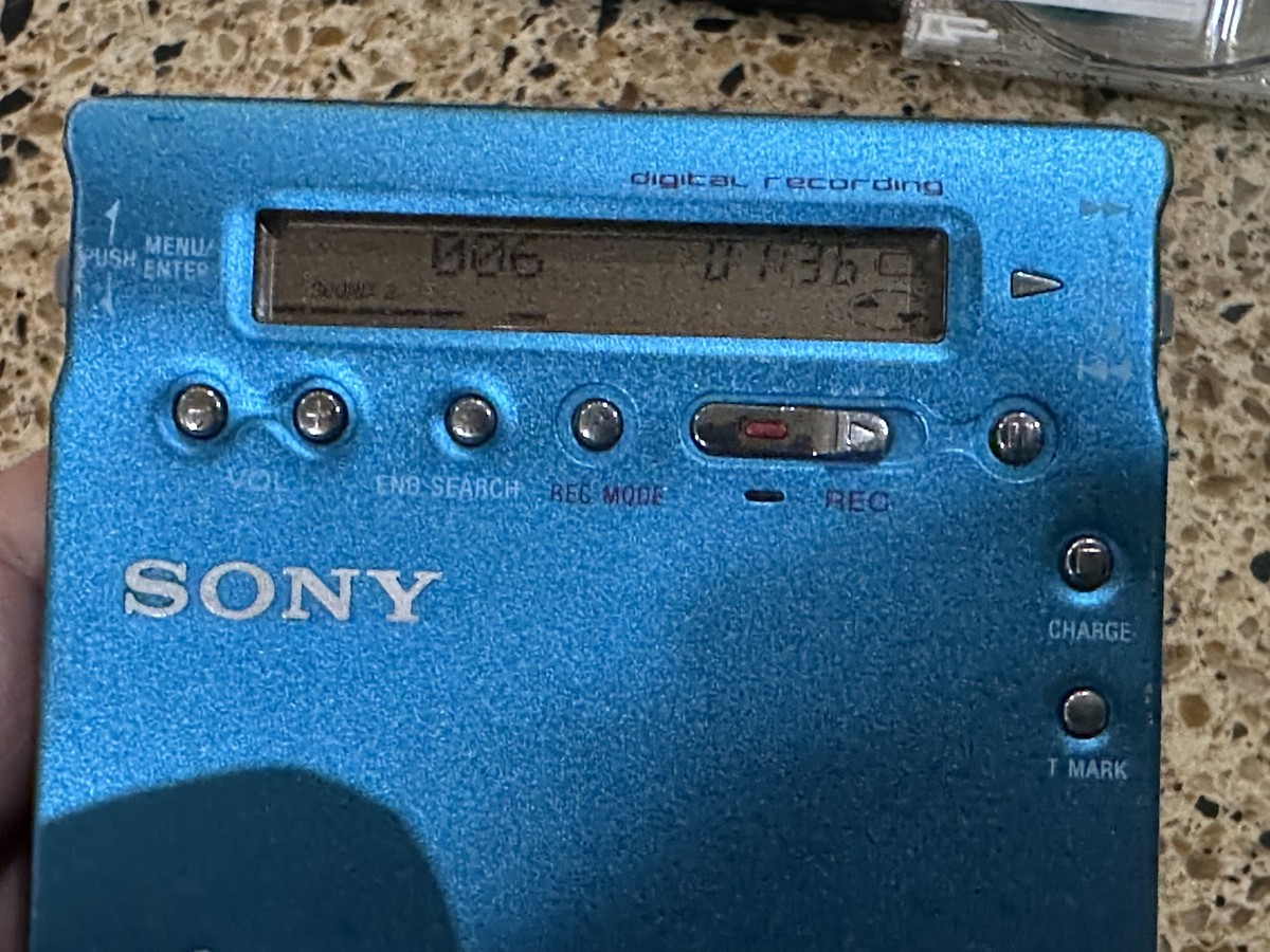 Sony MZ-R900 MD Walkman MiniDisc Recorder Blue - Tested