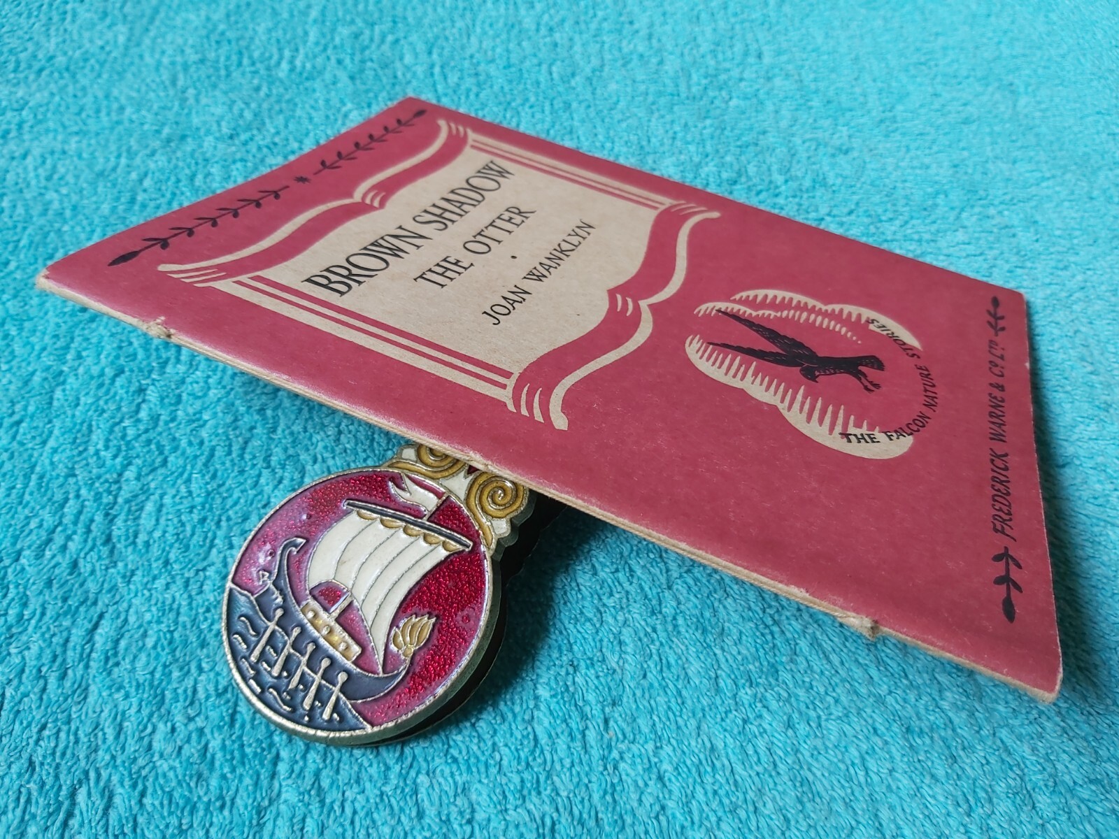 Brown Shadow The Otter, Joan Wanklyn, Falcon Nature Stories, 1948 1st ed. Falak Tayyeb