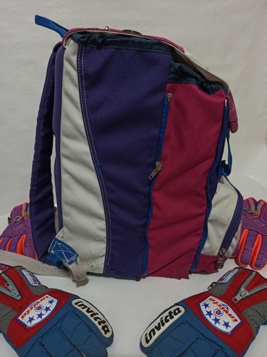 Invicta backpack colors USED good conditions direct from Milan Italy! - Picture 2 of 16
