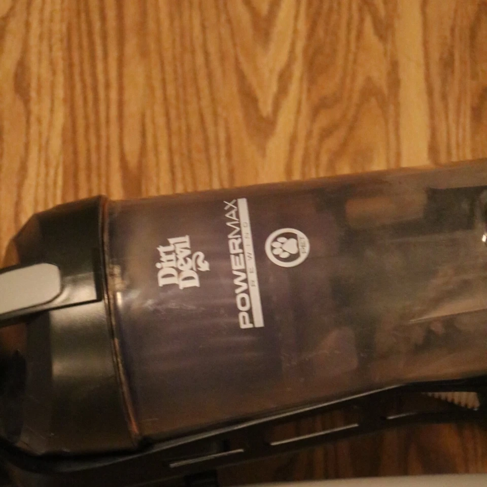 Dirt Devil Power Max Rewind Pet Corded Bagless Upright Vacuum Cleaner - Image 4 of 4