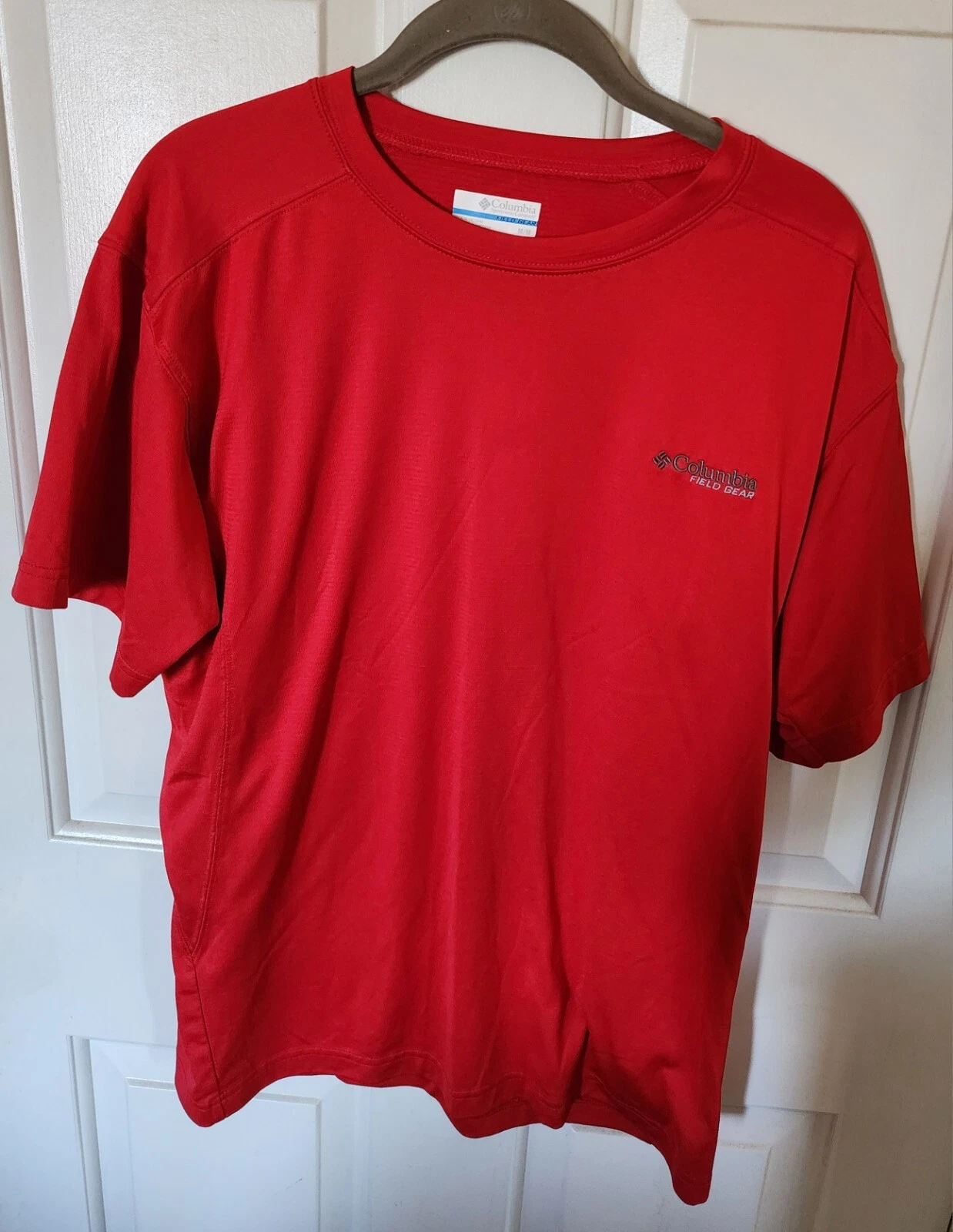 Columbia Field Gear Omni-wick Red Short Sleeve Size M/M Sports Shirt Tee