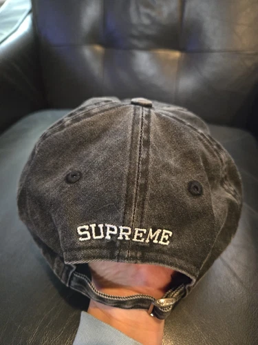 RARE chapeau Supreme FW22 imprimé pigmentaire logo S 6 panneaux vintage gris *voir photos