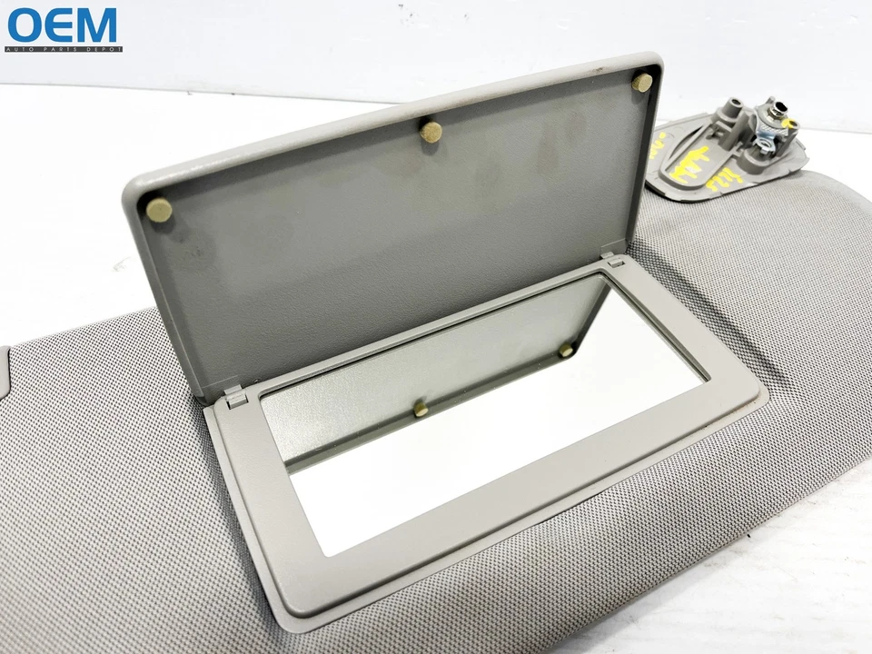 Parasol para pasajero derecho Tahoe Yukon Silverado 2015-2020 gris OEM Foto 4 de 4