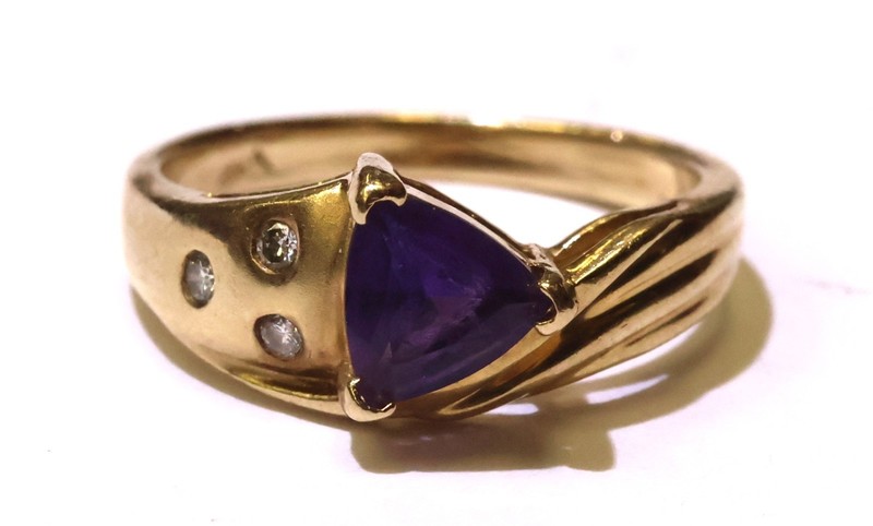 14k yellow gold 6x6mm trillion Amethyst .04ct Diamond gemstone ring 3.3g estate