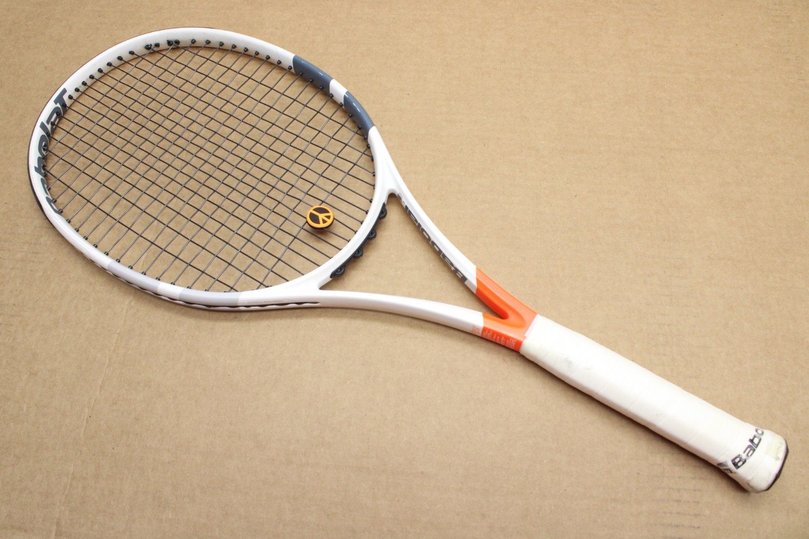 *USED* 2016 BABOLAT PURE STRIKE (16X19) TENNIS RACQUET (4 3/