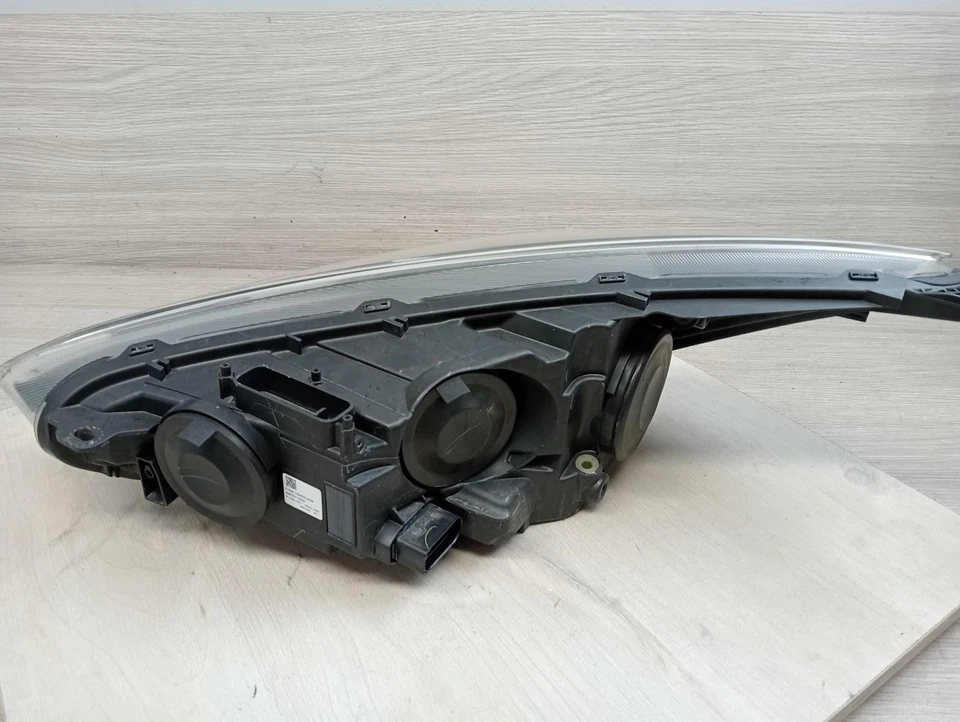 FORD FOCUS RIGHT HEADLAMP LZ, TITANIUM/SPORT, HALOGEN TYPE, 07/15-11/18 2017 - image 3 of 4