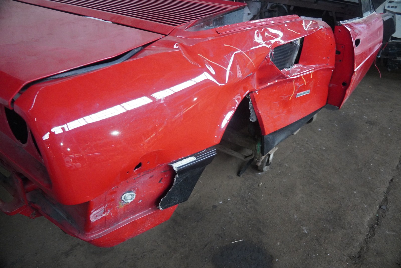 Rear Right Quarter Panel Body Structural Cut Ferrari Mondial Cabriolet 85 *Note*
