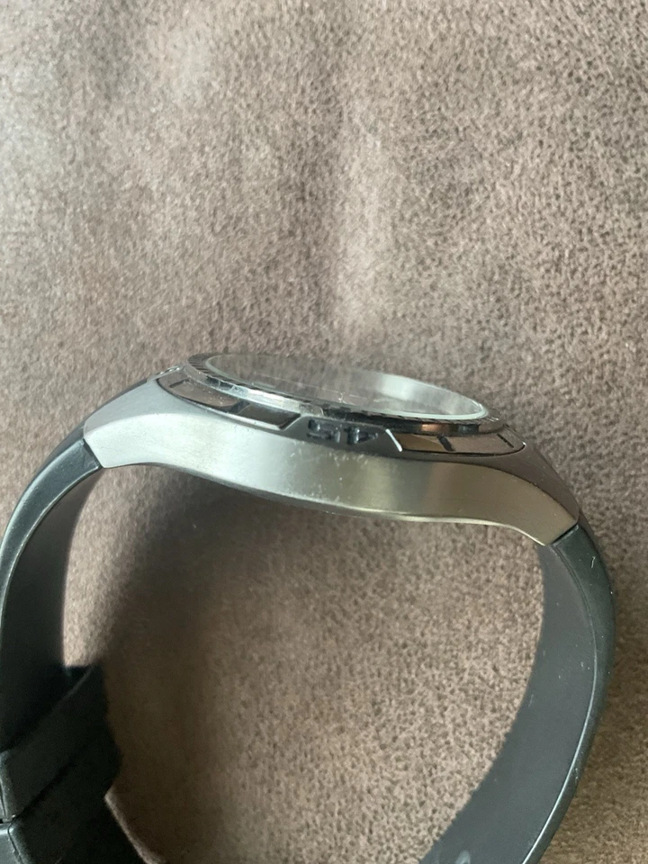 Relógio masculino Citizen Eco Drive titânio - Imagem 2 de 4