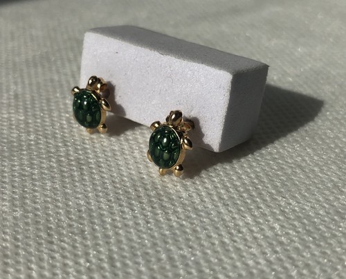 Real 14kt Yellow Gold Green Enameled Sea Turtle JCM Vintage Post Earrings - Picture 8 of 15