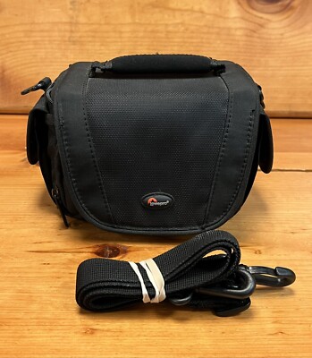 LowePro Edit 110 Holster Compact Camera Bag w/ Strap Holds 6 x 3 x 4.25''H