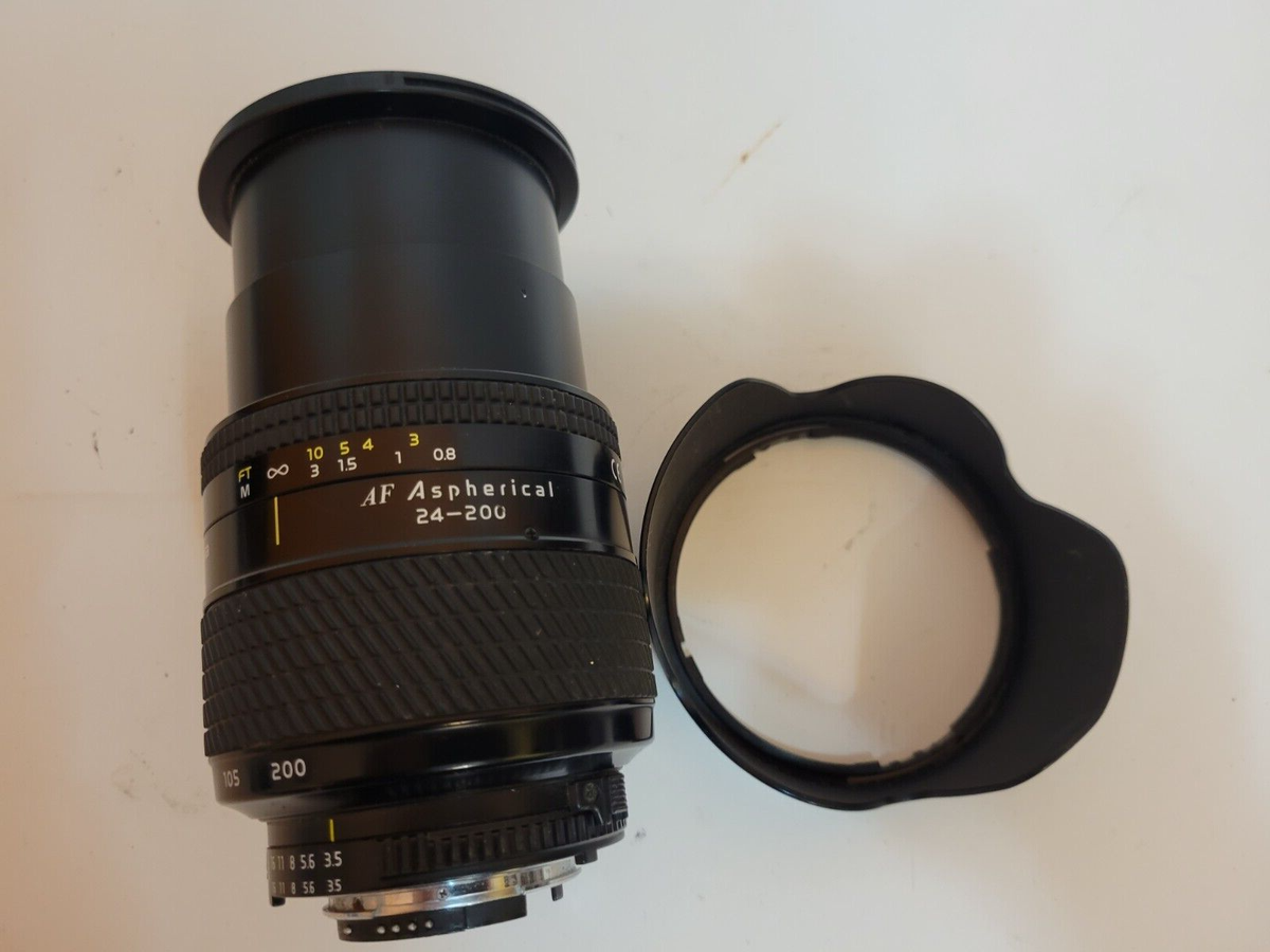 Tokina AT-X 24-200mm F3.5-5.6 Af-IF For Nikon with Tokina HB-723